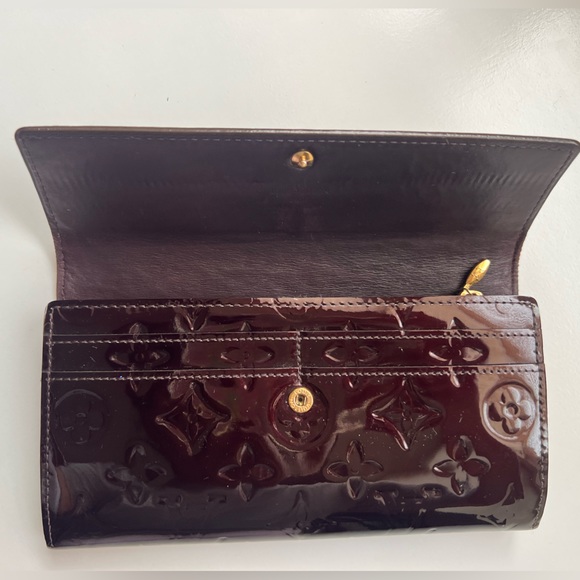 🔥LOUIS VUITTON Vernis Sarah Wallet - Picture 3 of 10